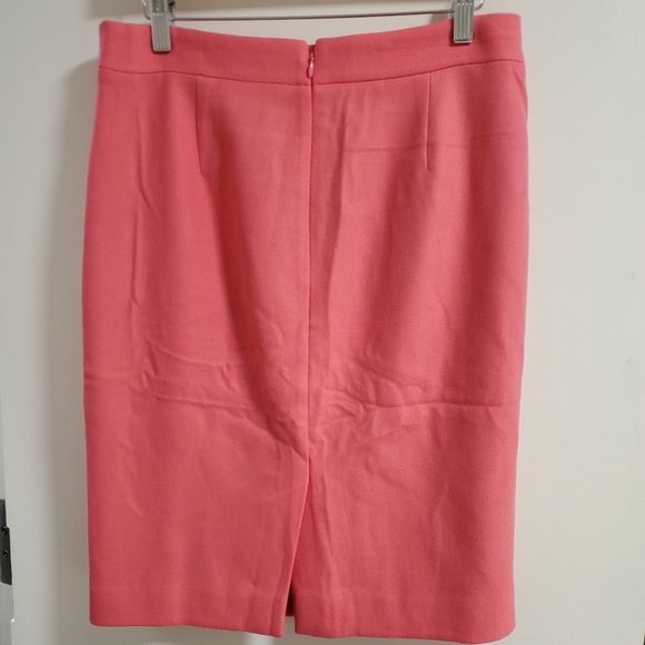 Jcrew no 2 pencil skirt size 4 - Picture 2 of 3